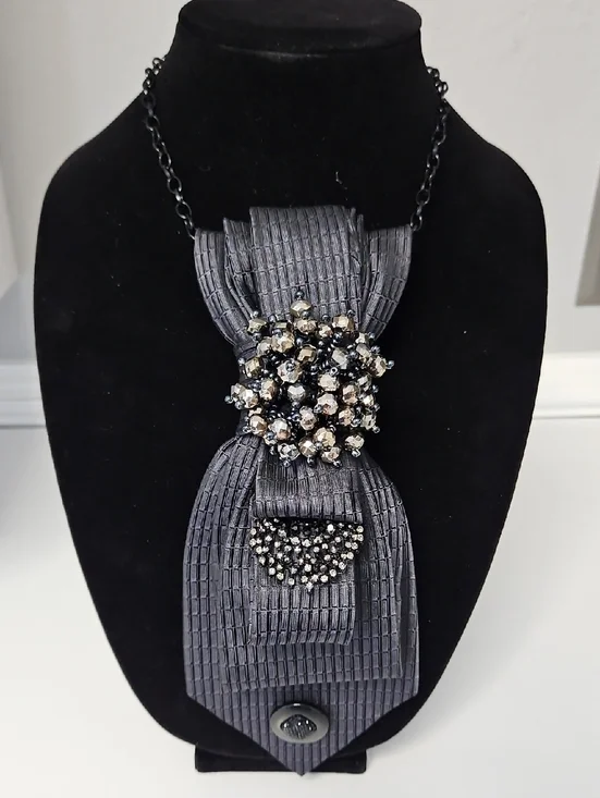 Statement Necktie Necklace Gray with Crystal Bow Pendant - Picture 1 of 5